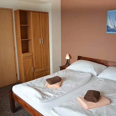 卡拉旅馆 招待所 Dolní Vltavice